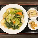 五目焼きそば(什锦炒面)定食（祥和食府）