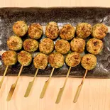 鶏つくね串6本セット【塩】(大衆酒場 鳥さむらい 新宿三丁目店)
