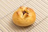 ぶどうパン（CHALON）
