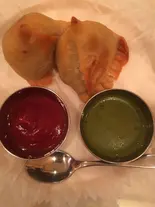サモサ(2P)Samosa(2P)（インド・ネパール料理マヤ）