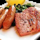 窯焼きベーコン＆ソーセージ（ピザマリーナ イチノエ）