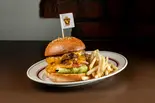 ダブルチーズバーガー（ムースヒルズダイナー 横浜）
