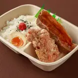 蔵之介のでっから＆旨トロ角煮弁当（五穀みそらーめん 味噌屋 蔵之介 八王子みなみ野店）