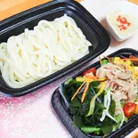 肉サラダうどん麺500g(辛ごまだれ)(キャフェテリア楓)