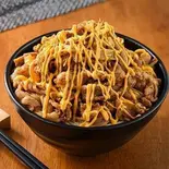悪魔ピリ辛！チーズガーリックスタミナMAXメガ豚丼！(お肉400g)（オーシャンダイニング池袋店）