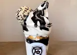 黒ごまソフト（ごま団子専門店Gu-cha 住吉大社店）