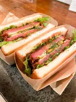 自家製厚切りハムカツ極み和サンド（和食居酒屋MARU）