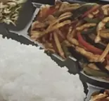 豚肉とビーマンの四川風炒め弁当（本格中華料理 東盛軒）