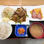 牛焼肉定食（お食事処のりちゃん）