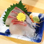 活〆 かんぱちの刺身（鮮魚 きかん坊 大丸商店）