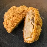 米沢牛 肉じゃがコロッケ（山形県飯豊町アンテナショップ IIDE）