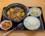 黄燜牛腩土豆定食(中華土鍋焼き牛バラとジャガイモの定食) Braised Beef Brisket ＆ Potatoes Set Meal（楊銘宇 黄燜鶏米飯 日本橋店 YANG'S BRAISED CHICKEN RICE）