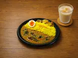 牛すじペッパーカレー+ラッシー（Calme Spice Curry）