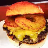 パイナップル2枚チーズバーガー(パティ1枚) DBL Pineapple（ゴリゴリバーガー三軒茶屋店）