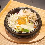 スンドゥブチゲ[ライス付き]（ソウル食堂）