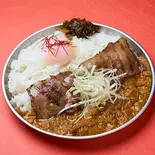 当店人気 No.1 【温玉】牛たんカレー Onsen EggBeef Tongue Curry(こだわりの熟成牛タン丼川崎店)