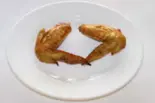 手羽先(2P)Chicken Wings (2 pcs)（ラクシュミー）