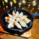 ひとくち鉄板ギョーザ（Cafe and BAR スープ et）