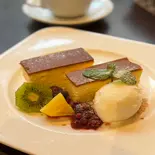 ベイクドチーズケーキ（トラットリア コロッセオ 中目黒）