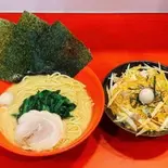 ラーメン+辛ネギチャ丼（横浜家系ラーメン赤家田無店）
