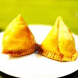 サモサ(2個) Samosa (2 Piece)（DELHI'S CAFE）