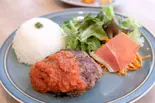 手ごねハンバーグ弁当(スペイン風バル アルコイリス Cafe & Bar arcoiris)