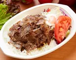 ビーフケバブライス Beef Kebab with Rice（ウスキュダル ケバブ）