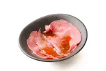 黒毛和牛ローストビーフ(立ち呑み処やす吉 本店)