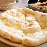 蜂蜜ナン Honey Naan（インド伝統「アーマ」 スパイシーカレー Spice Voyage: AAMA Curry）