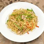 チキン焼きそば Chicken choumen(ダビレッジレストラン&バー)