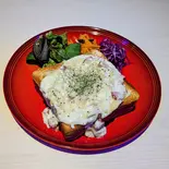 鉄板グラタントースト（Cafe＆Bar Daisy）