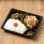 油淋鶏弁当(肉汁餃子のダンダダン 国立店)