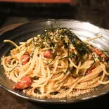 辛子高菜とソーセージの和風パスタ（THE TAKE TOKYO）