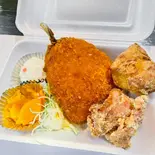 からあげアジフライ弁当 Fried Chicken Fried Horse Mackerel Bento Box（鶏笑 大東店）