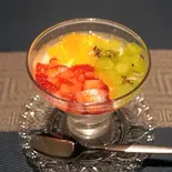 フルーツ入り杏仁豆腐(神楽坂 瑞琳(ZUILIN))