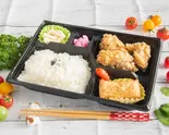 唐揚げ弁当 Fried Chicken Bento Box（ご飯大盛り無料からあげボンボン駒川店）