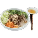 牛肉炒めと野菜ビーフン（ベトナム料理Biちゃん）