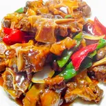 牛テールの正油煮込(红烧牛尾)（東京穆斯林飯店 ムスリム飯店）