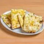 ガーリックナン Garlic Naan（インドレストランロイヤル）