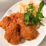 Fried Chicken (Served with Fries) フライドチキン(フレンチフライ付き)(ホームワークス麻布十番店)