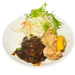 ハンバーグ＆唐揚げ定食（うどん処 いづも）
