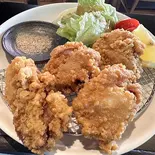 カラアゲ（鉄板居酒屋 繭〜まゆ〜）
