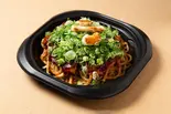 肉玉うどん+しそ・イカ・ネギトッピング（広島お好み焼 ごんちゃん）