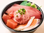 9 うずしお丼（魚丼 平尾二丁目店）