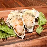 殻付き焼牡蠣【ガーリックチーズ】(1個入り)(牡蠣酒場すずきんち)