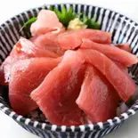 マグロ鉄火丼(海鮮丼、焼き鳥、唐揚げ専門店 大越)