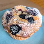 ダブルベリーとホワイトチョコのマフィン(niino bake shop)