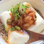 キムチ冷奴（居酒屋羨）
