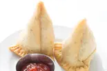インド風野菜揚げぎょうざ/Vegetable Samosa(アグニ 松島)