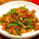 33.ピーマンと豚肉の炒め(辣椒炒肉)（湘逢中華料理）
